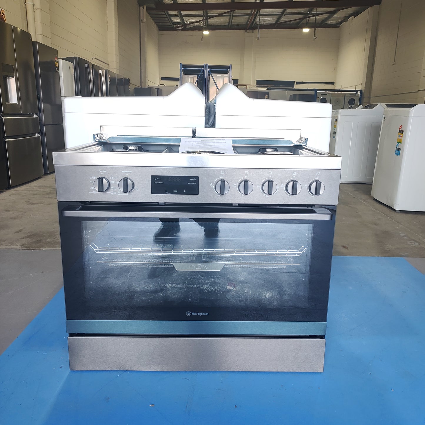 Westinghouse 90cm Freestanding Dual Fuel Oven with AirFry WFE916DSD