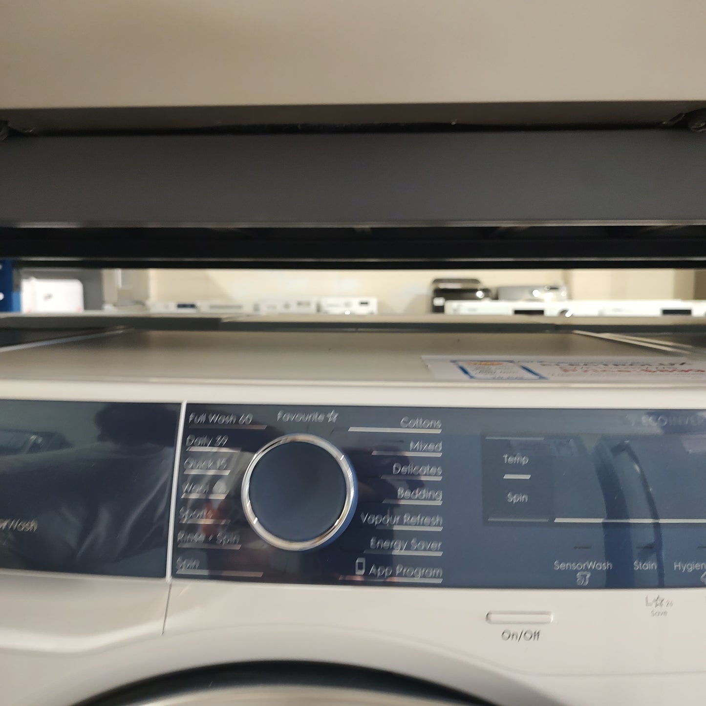Electrolux 10kg Front Load Washing Machine with SensorWash EWF1042R7WB