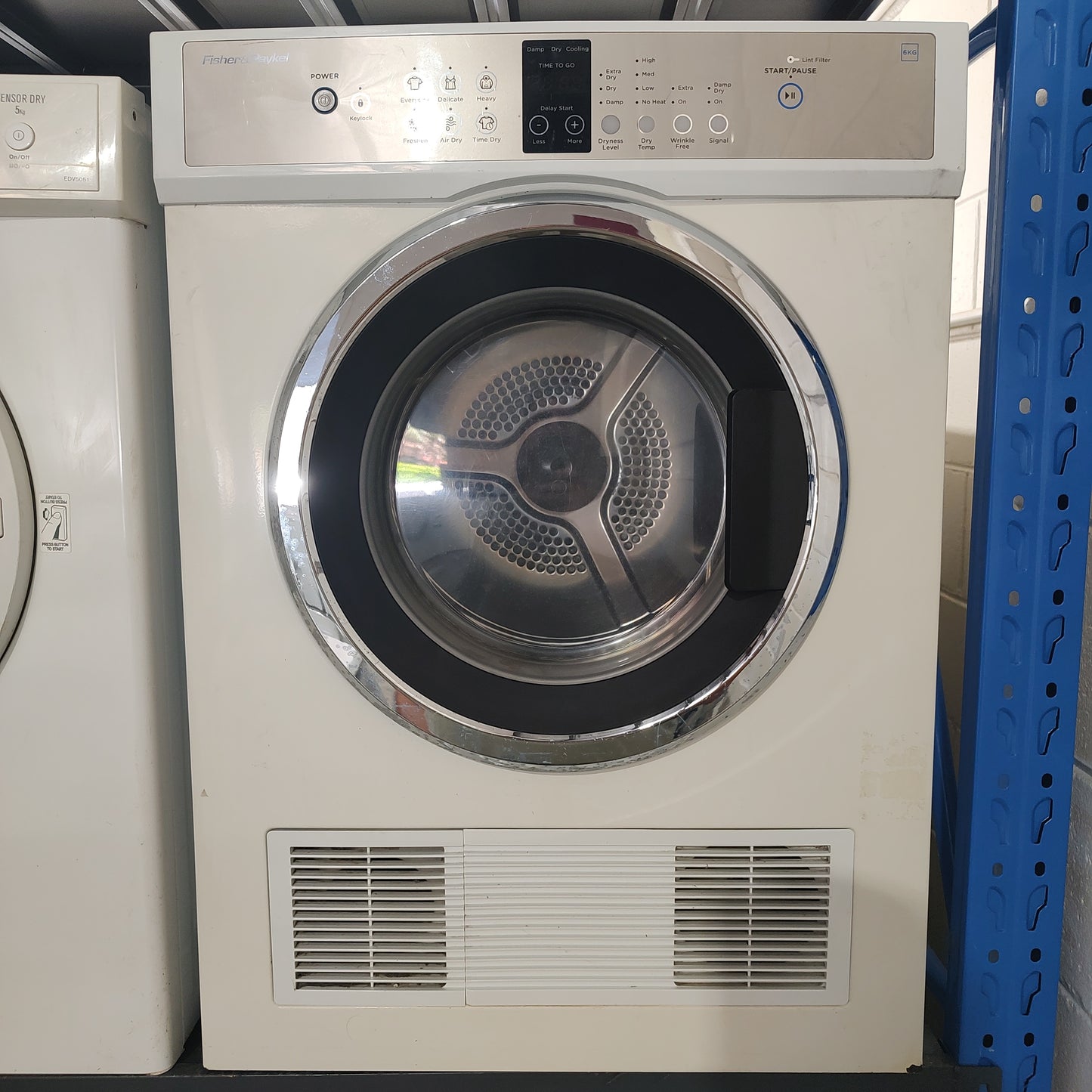 Fisher & Paykel  6kg Vented Dryer