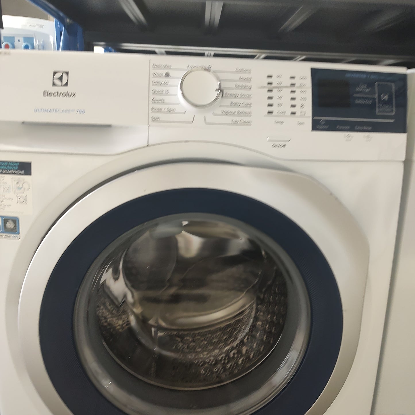 Electrolux 7.5 Kg Front Load Washing Machine EWF7524CDWA