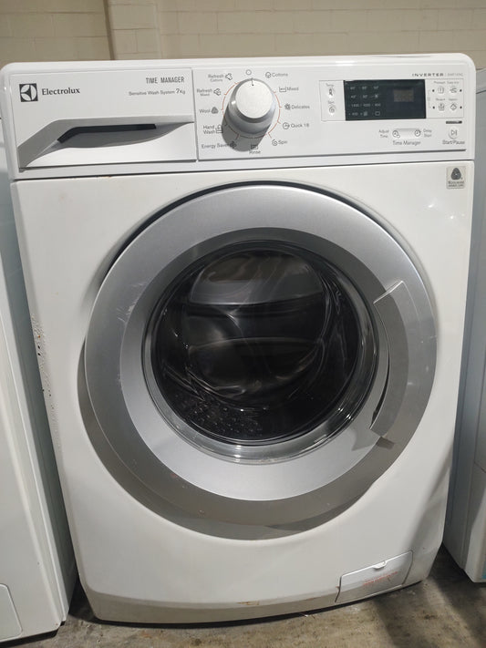 Electrolux EWF14742 7kg Front Load Washing Machine